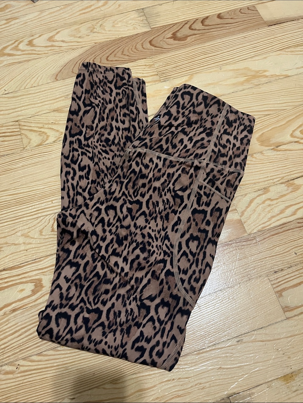 HALARA Leopard Print High-Rise Leggings in Brown and Black